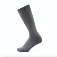 Load image into Gallery viewer, bamboo diabetic socks grey
