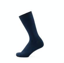 Load image into Gallery viewer, bamboo diabetic socks navy
